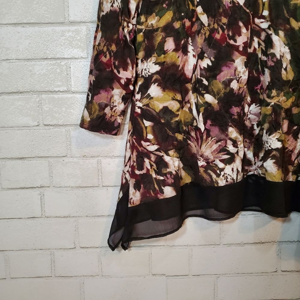 Simply Vera - Vera Wing floral top - Picture 3 of 13